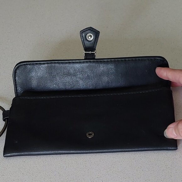 Victoria's Secret Black Faux Leather Vintage Wristlet with Metal Ring Handle - Picture 8 of 12